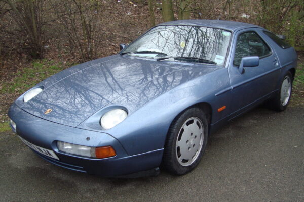 1989_Porsche_928_S4_Automatic_(17111507121)